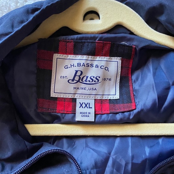 Bass Dark Navy Vest - Picture 4 of 8